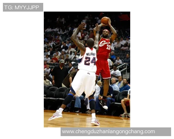 2011年NBA季后赛魔术与老鹰激战回顾与精彩瞬间分析