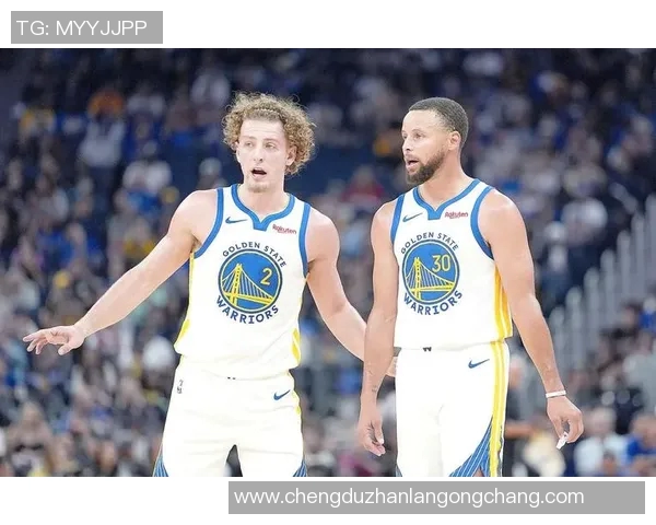 2015年勇士与国王精彩对决回顾央视全程直播盛况再现