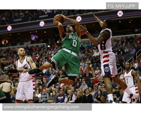 凯尔特人与奇才激烈对抗赛场冲突引发球迷热议与反思